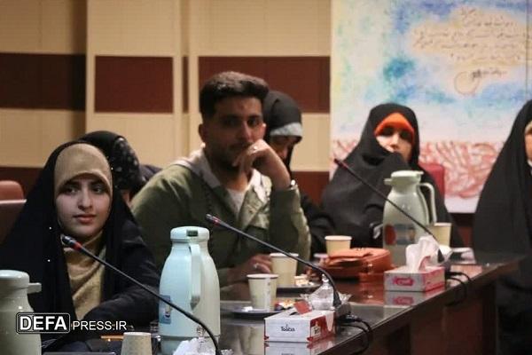 نقش محافل و جشنواره‌های ادبی در تبیین موضوعات فرهنگی و اعتقادی انکارنشدنی است