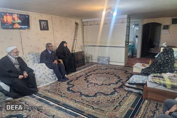 استاندار خراسان رضوی با مادر شهید آیت‌الله رئیسی دیدار کرد