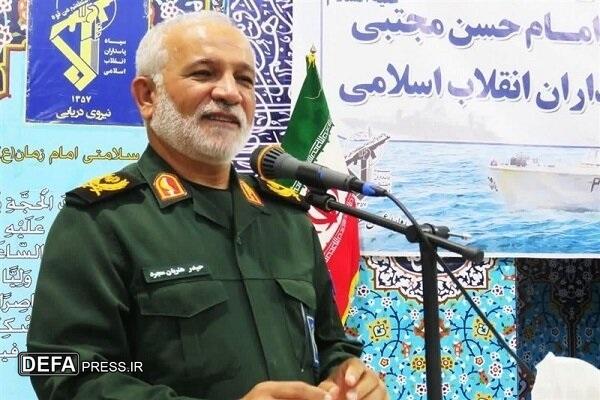 نیروی دریایی سپاه برای محرومیت‌ زدایی تمام قد ایستاده است