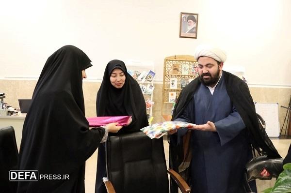 تقدیر از بانوان شاغل در اداره حفظ آثار دفاع مقدس خراسان رضوی+ تصاویر