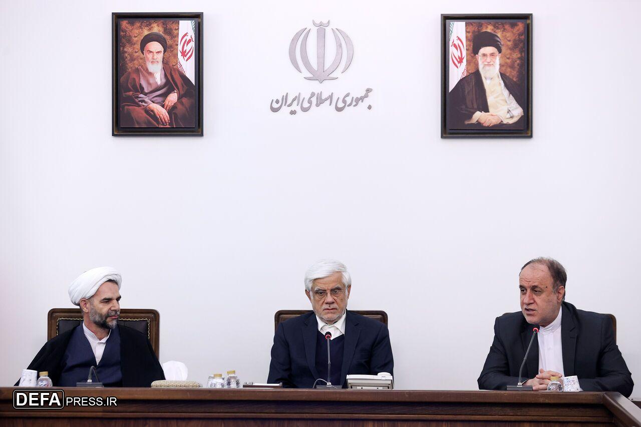 عارف: ۵۰ درصدی را که در انتخابات شرکت نکردند جذب کنیم