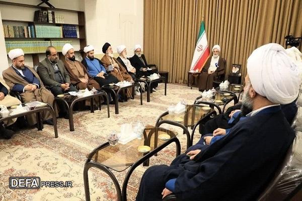 سبک زندگی علمای تشیع بهترین الگو برای جامعه است