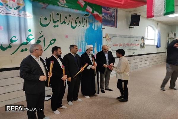 آزادی ۱۹ محکوم جرائم غیر عمد مالی به مناسبت روز پدر در زنجان