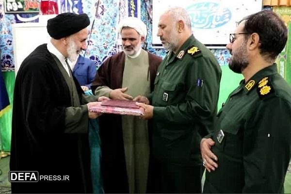 تجلیل از مقام پدر معنوی استان چهارمحال و بختیاری در سپاه