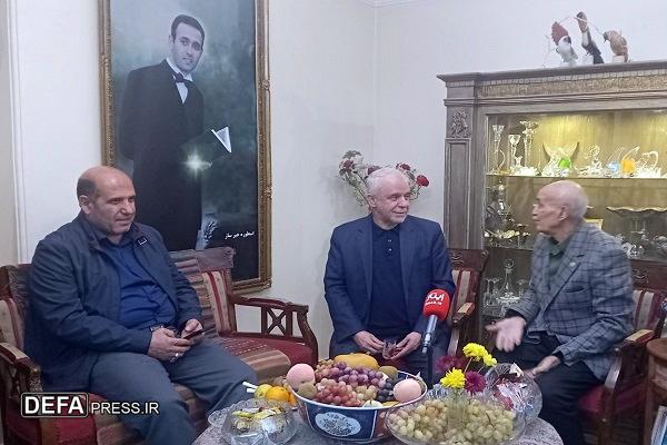 رئیس بنیاد شهید و امور ایثارگران با پدران شهیدان «میرمحکم» و «افشار» دیدار کرد