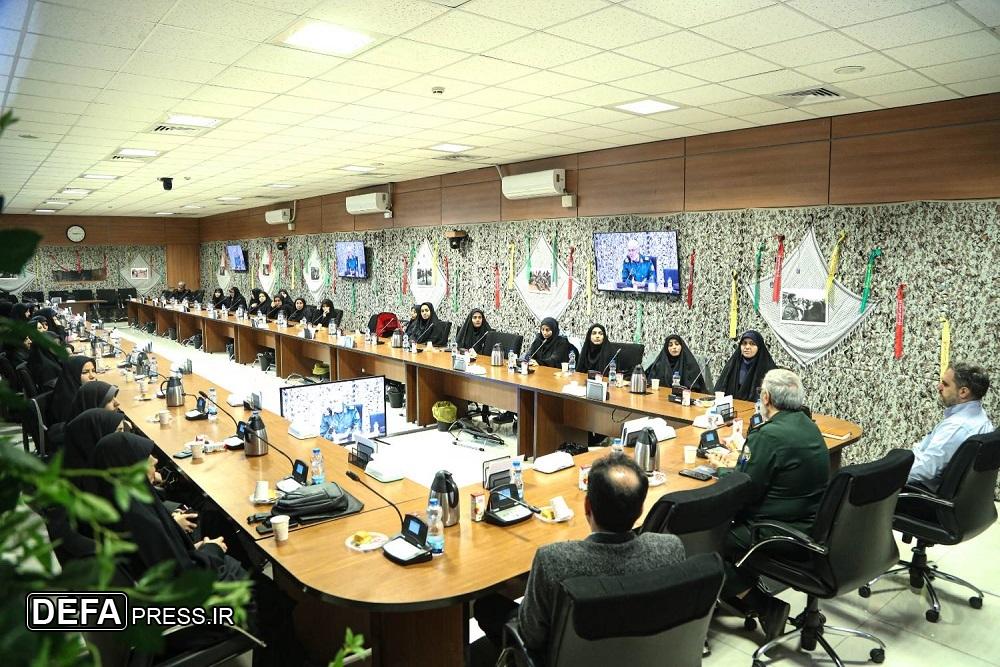 بانوان موزه ملی دفاع مقدس و مقاومت تجلیل شدند