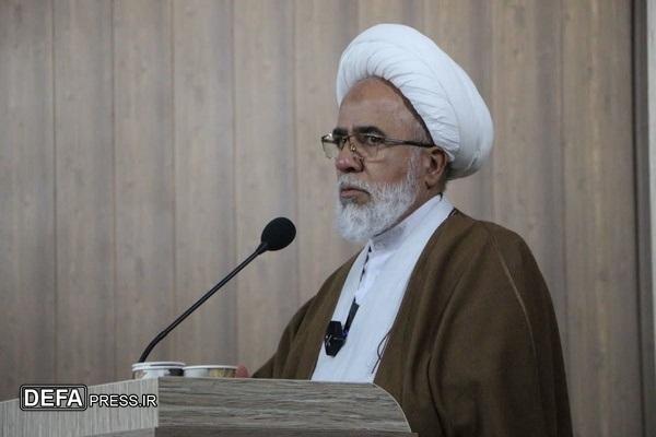 فاطمه زهرا (ع) نماد حقیقت و ولایت در تاریخ اسلام است