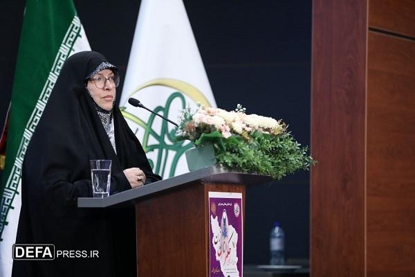 فرهمندپور: نقش زنان در مقابله با جنگ شناختی/ بیش از ۶۰ درصد ورودی دانشگاه‌های ما زنان هستند