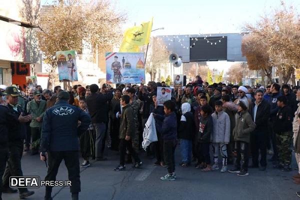 پیکر شهید مدافع حرم در رفسنجان تشییع شد+تصاویر