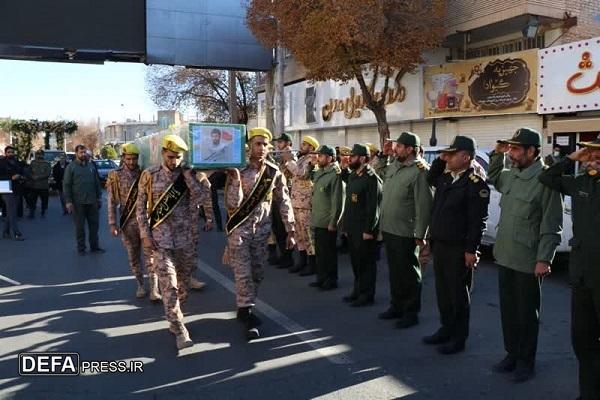 پیکر شهید مدافع حرم در رفسنجان تشییع شد+تصاویر