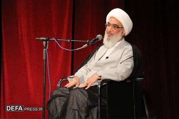 حضور باشکوه مردم در صحنه از پیامهای حماسه ۹ دی است حضور باشکوه مردم در صحنه از پیامهای حماسه ۹ دی است