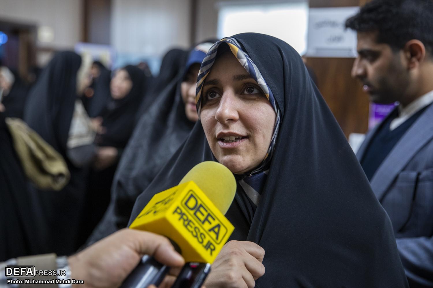 بهروزآذر: برنامه دولت چهاردهم بهره‌مندی از توان فکری زنان در حکمرانی است