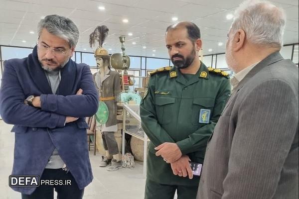 بازدید مدیرکل و معاون هنری حفظ آثار استان یزد از یادمان‌های شهید گمنام در اردکان+تصاویر