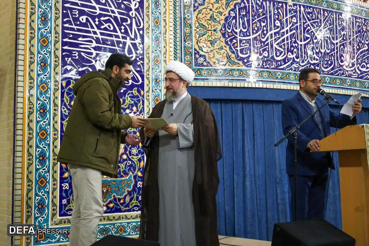 تجلیل از خانواده‌های چهارفرزندی در نماز جمعه تبریز