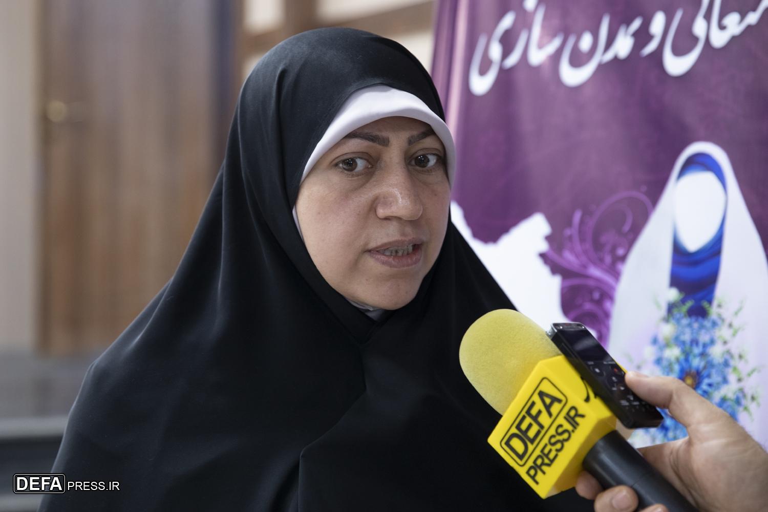 بیگی: مقام معظم رهبری پرچمدار حمایت از حضور اجتماعی بانوان در حوزه های مختلف هستند