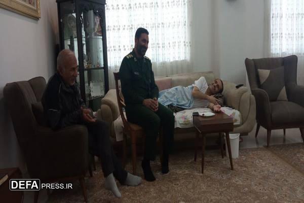 دیدار مدیرکل حفظ آثارو نشر ارزش‌های دفاع مقدس استان گلستان با جانباز «حاج صادق روشنی»