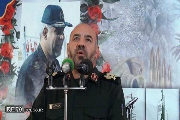 با جهاد تبیین انقلاب و امنیت ما پایدار خواهد شد