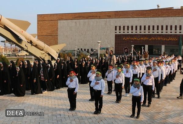 اجرای دو سرود جدید «ماه جمکران» و «لشکر عمارها» در قم