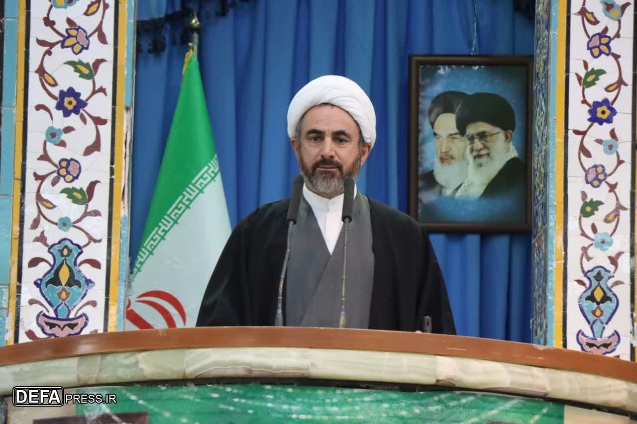 انقلاب اسلامی، معجزه‌ای در دنیای معاصر که هویت انسانی را احیا کرد