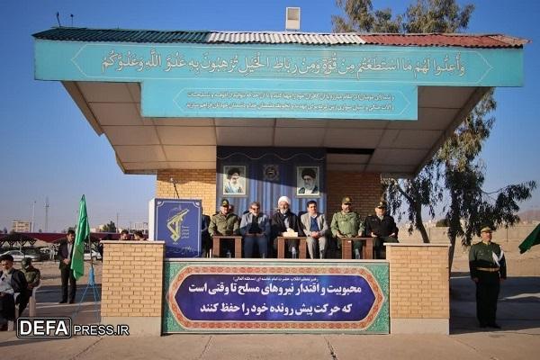 تصاویر/ صبحگاه مشترک نیروهای مسلح سمنان به مناسبت دهه فجر