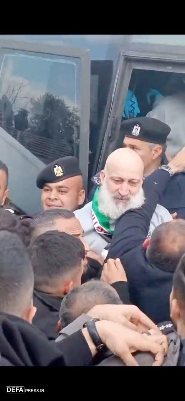 آزادی اسیران فلسطینی در میان استقبال مردمی