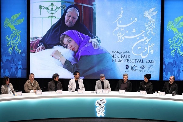 گمشده سینما فیلم‌نامه است/ «رها» با کمترین بودجه تولید شد