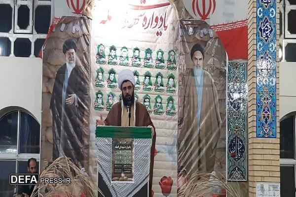 امام جمعه فامنین: جهاد تبیین نقش مهمی در بقای انقلاب دارد
