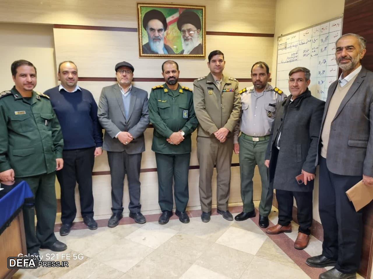 دیدار نمایندگی نیروی زمینی ارتش استان یزد با مدیرکل حفظ آثار به مناسبت پاسداشت روز پاسدار+تصاویر دیدار نمایندگی نیروی زمینی ارتش استان یزد با مدیرکل حفظ آثار به مناسبت پاسداشت روز پاسدار+تصاویر