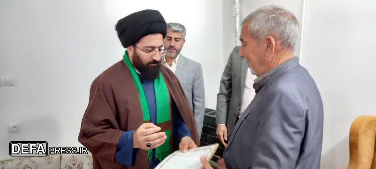 جانبازان نماد ایستادگی و فداکاری ملت ایران هستند