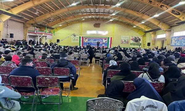 به برکت انقلاب اسلامی ایران کشورمان به اقتدار و پیشرفت در عرصه‌های مختلف دست یافته است