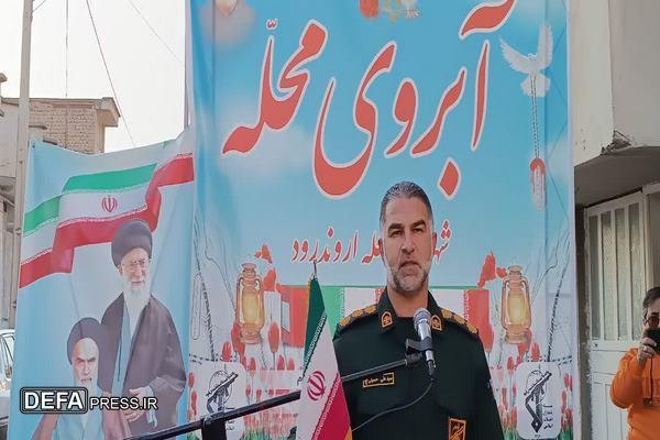 خون و ایثارگری شهدا و جانبازان عزت ما را در دنیا تامین کرد، امروز برای هدایت عمومی جامعه همه ما مسولیت داریم