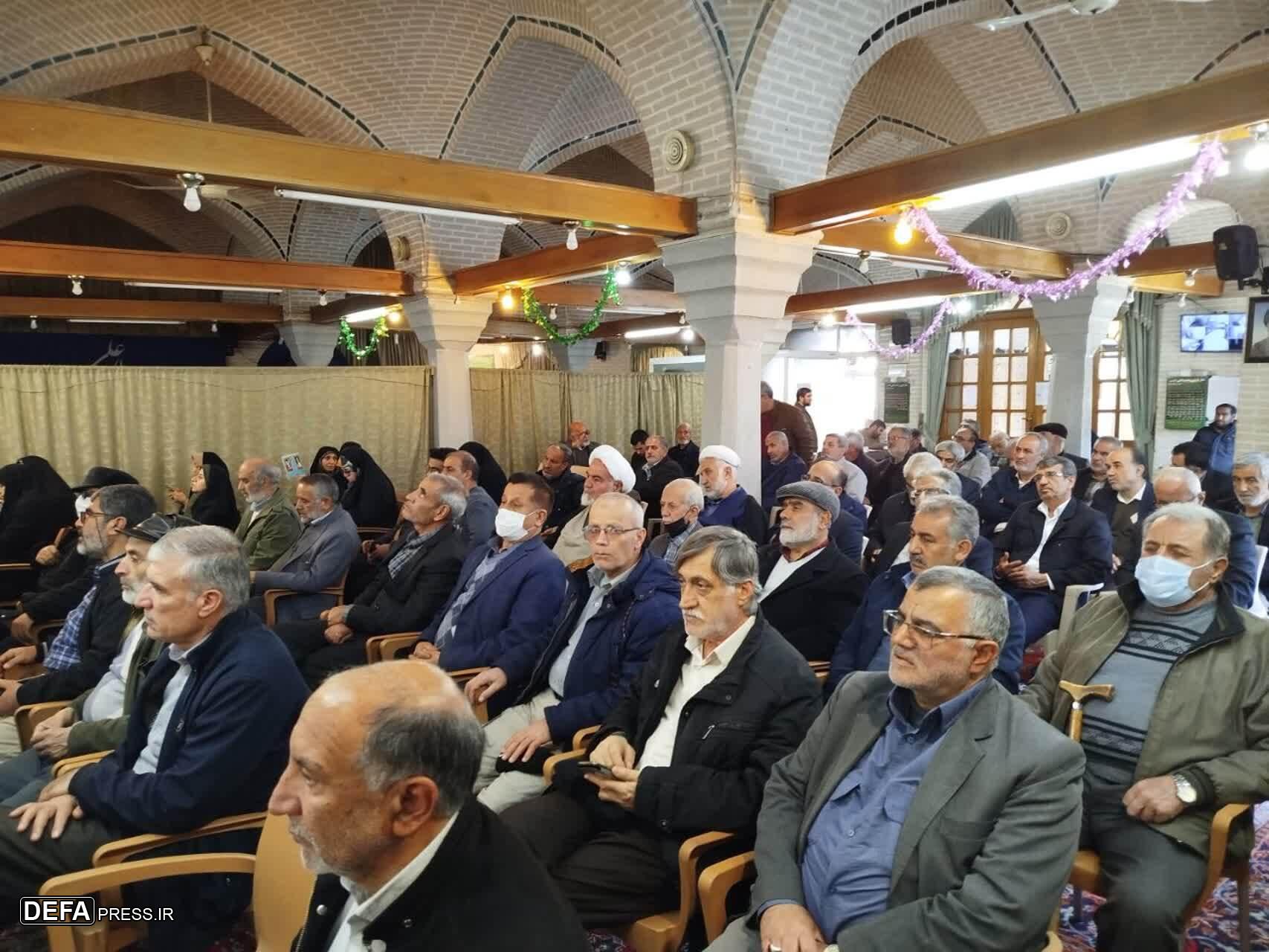امیر حق جو: ایستادگی رزمندگان دفاع مقدس عامل شکست دشمنان شد