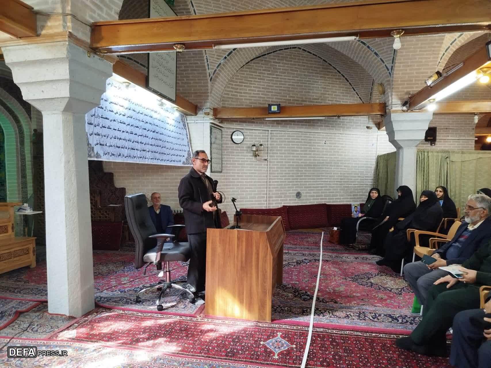 سرهنگ قنبرلو: شجاعت جوانان در دفاع مقدس عامل پیروزی ایران بود