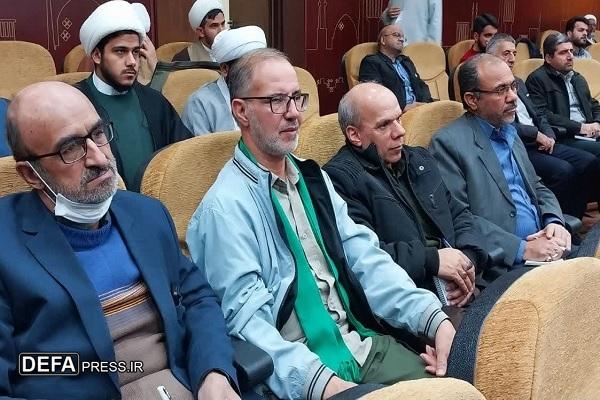آغاز دوره آموزشی راویان دفاع مقدس در یزد با حضور ۶۰ نفر+تصاویر