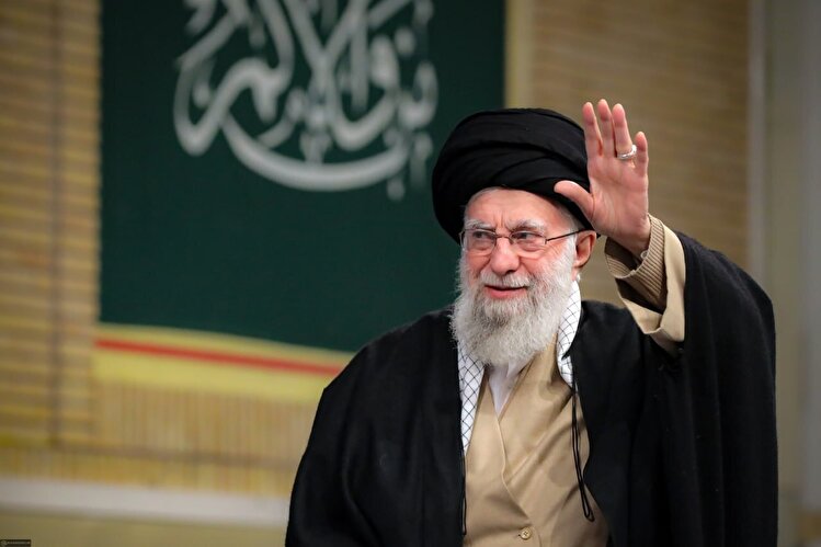 فرماندهان نیروی هوایی ارتش با امام خامنه‌ای دیدار می‌کنند