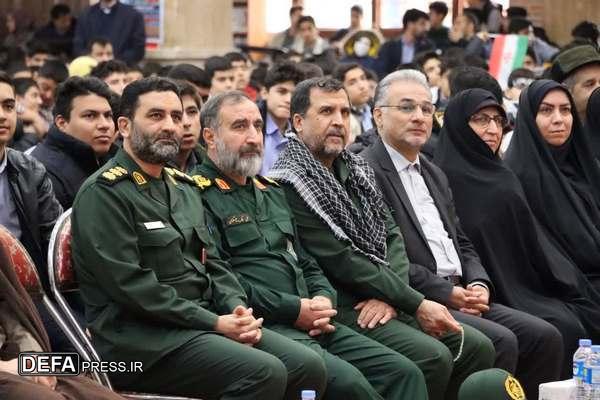 کنگره‌های شهدا سبب انتقال فرهنگ ایثار و شهادت می شود