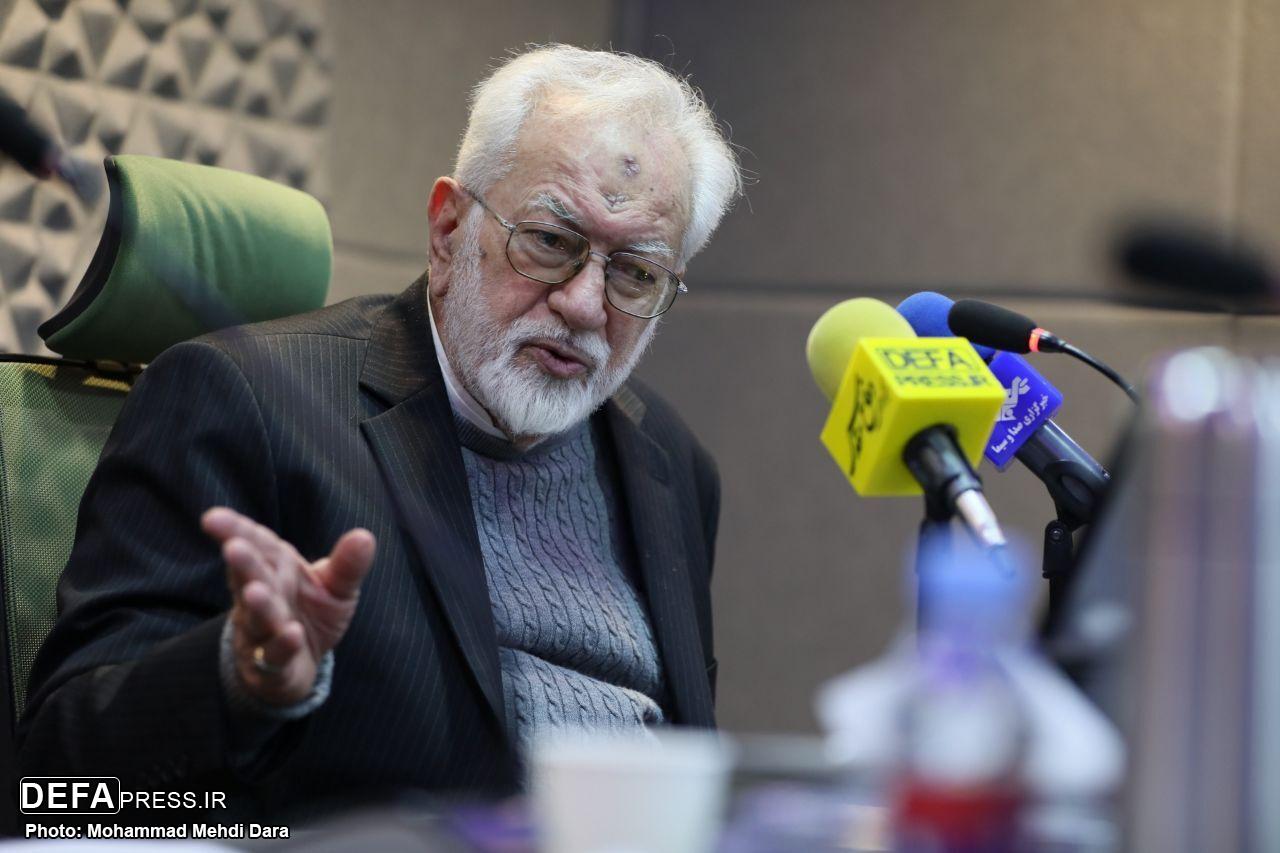 سفارش رهبر معظم انقلاب اسلامی در خصوص خوش‌رفتاری با اسرای عراقی/ در انتخاب واژگان مرتبط با اسارت، دقت کنیم