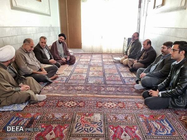 مدیر کل اوقاف کرمان با جانباز دوران مبارزات انقلاب اسلامی دیدار کرد+تصاویر