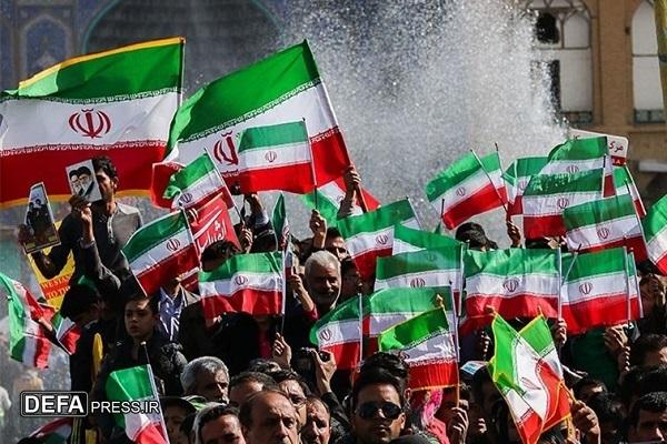 استاندار آذربایجان غربی مردم را به شرکت در راهپیمایی ۲۲ بهمن ماه دعوت کرد