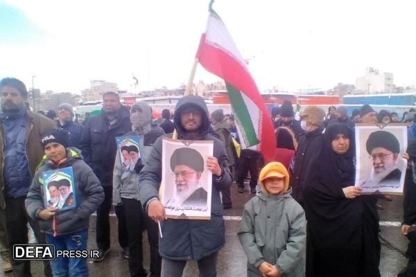 آغاز راهپیمایی یوم‌الله ۲۲ بهمن در مشهدالرضا+ تصاویر