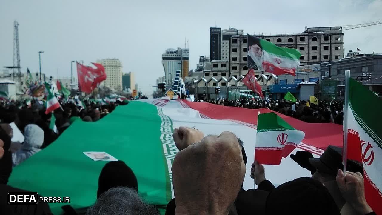 برگزاری راهپیمایی ۲۲ بهمن در سراسر کشور+تصاویر و فیلم