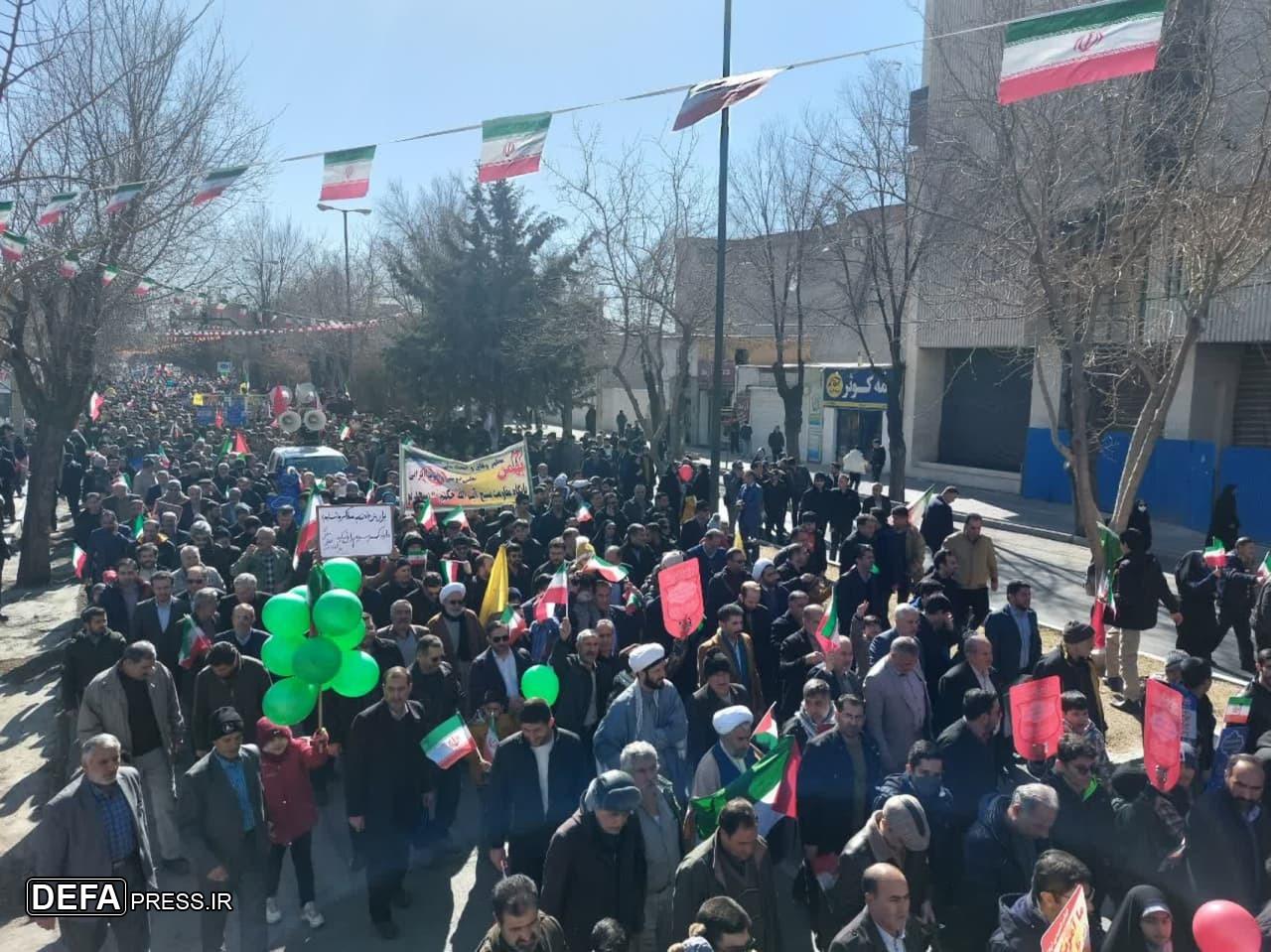 برگزاری راهپیمایی ۲۲ بهمن در سراسر کشور+تصاویر و فیلم