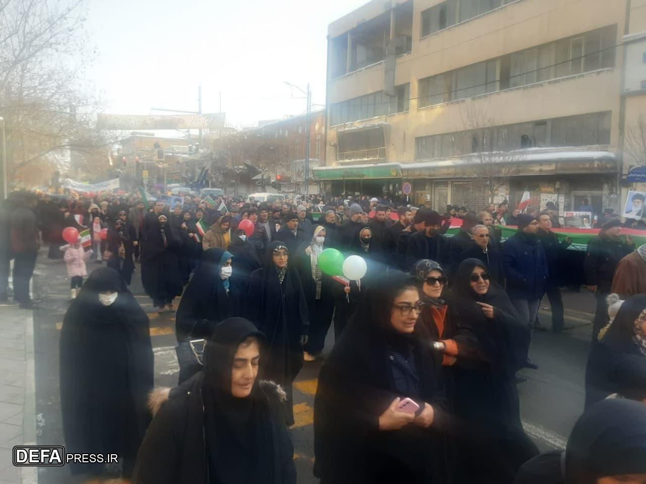 برگزاری راهپیمایی ۲۲ بهمن در سراسر کشور+تصاویر و فیلم