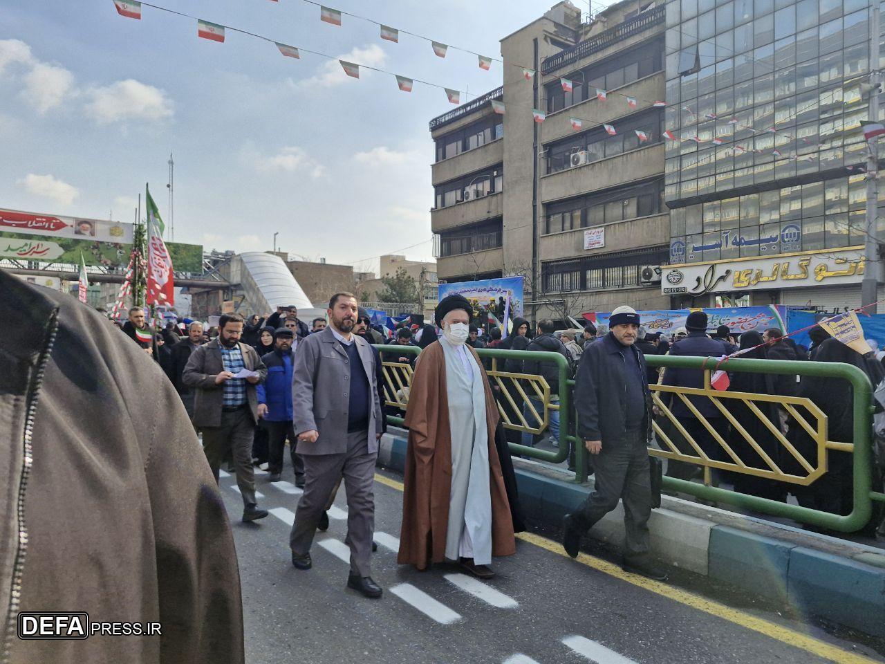 نمایش اقتدار ملت ایران در راهپیمایی ۲۲ بهمن+ فیلم و تصاویر
