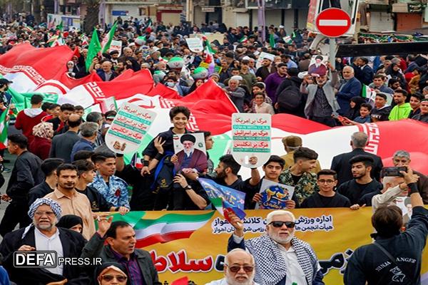 جلیلی: به کوری چشم دشمنان چهل‌وششمین سالگرد انقلاب اسلامی را هم جشن گرفتیم