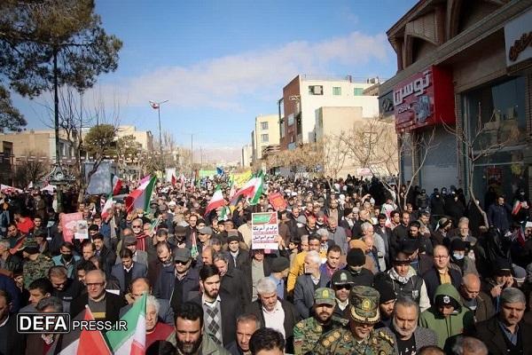 حضور مردم سمنان در راهپیمایی ۲۲ بهمن و نمایش ایرانِ مقتدر