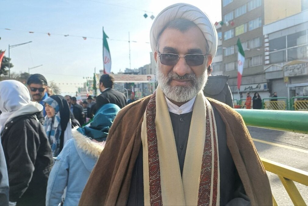 حجت الاسلام خسرو پناه: انقلاب اسلامی با ولایت فقیه و شهدا پیوند خورده است