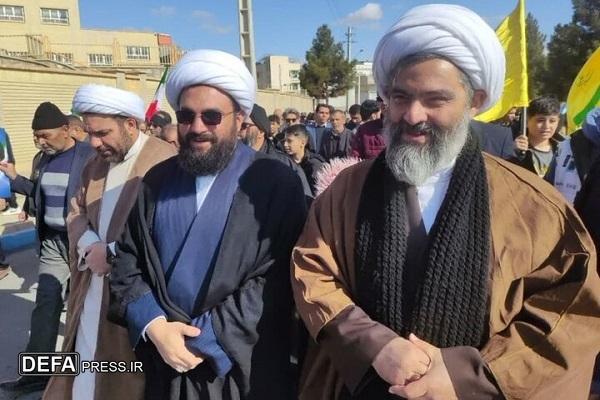 ۲۲ بهمن فصل جدیدی از مبارزات ملت ایران علیه سلطنت و وابستگی به بیگانگان بود