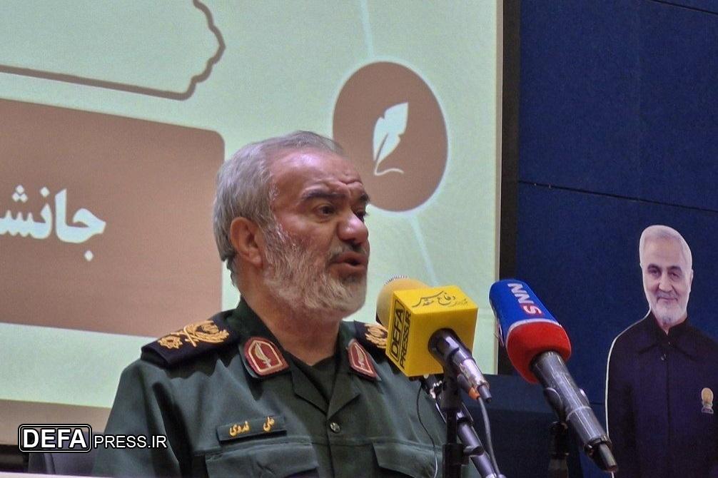 سردار فدوی: مردم ستون و اصل اساسی در تفکر امام خمینی (ره) بودند