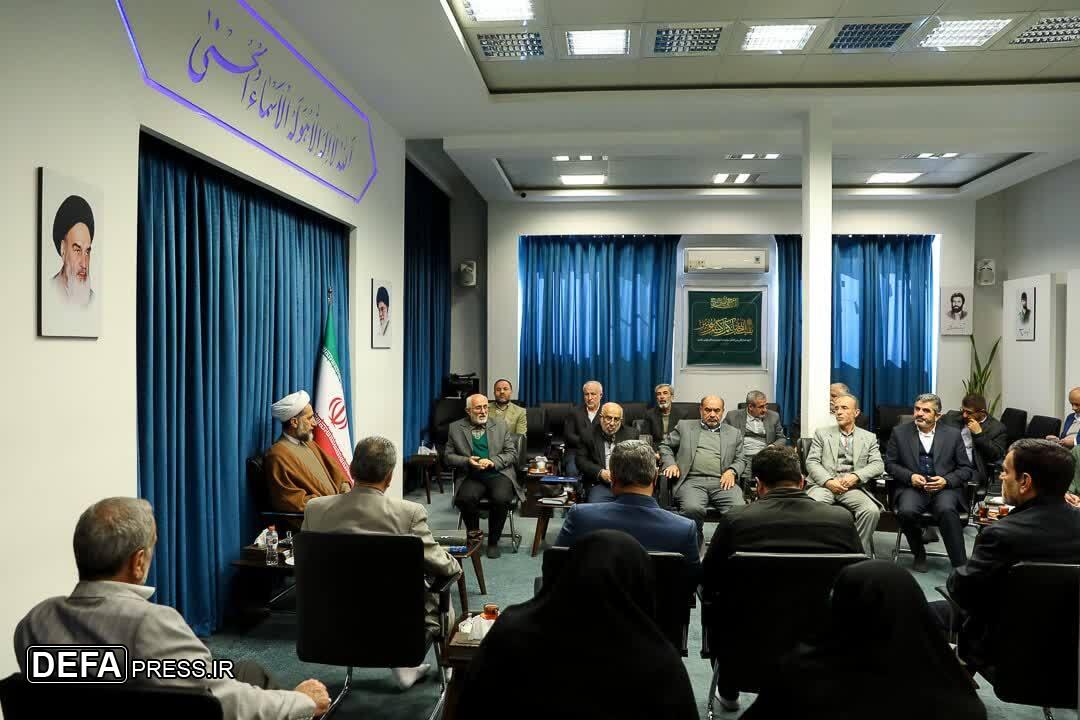 دیدار مهدی طاهرخانی  با آیت‌الله مظفری